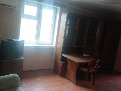 2 otaqlı köhnə tikili - İnşaatçılar m. - 38 m²