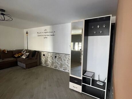 1 otaqlı ofis - 28 May m. - 24 m²