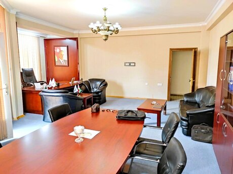 4 otaqlı yeni tikili - İçəri Şəhər m. - 180 m²