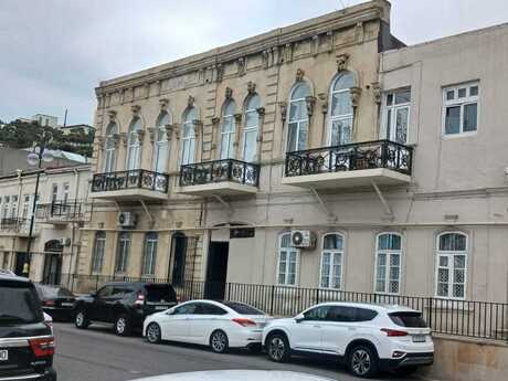 2 otaqlı köhnə tikili - İçəri Şəhər m. - 60 m²