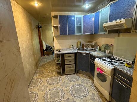 2 otaqlı köhnə tikili - Avtovağzal m. - 55 m²