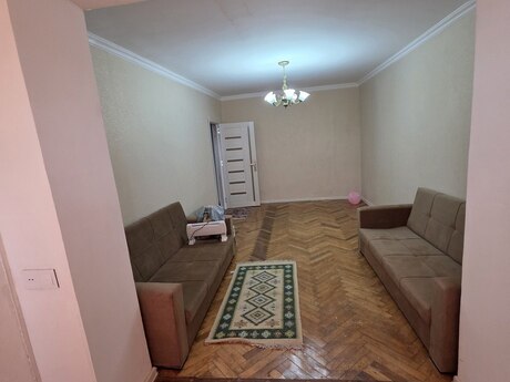 1-комн. вторичка - м. Элмляр Академиясы - 35 м²