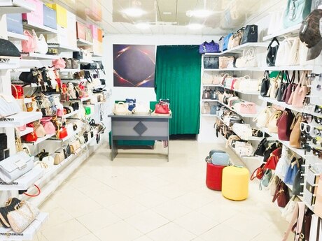 Obyekt - İnşaatçılar m. - 60 m²