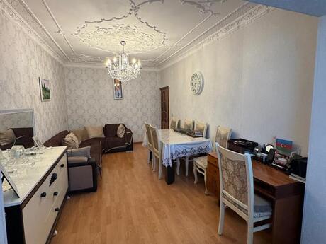 4 otaqlı köhnə tikili - İnşaatçılar m. - 100 m²
