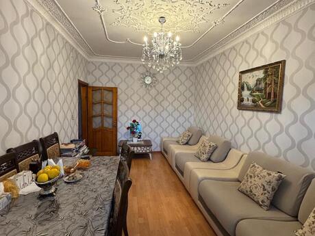 4 otaqlı köhnə tikili - İnşaatçılar m. - 100 m²