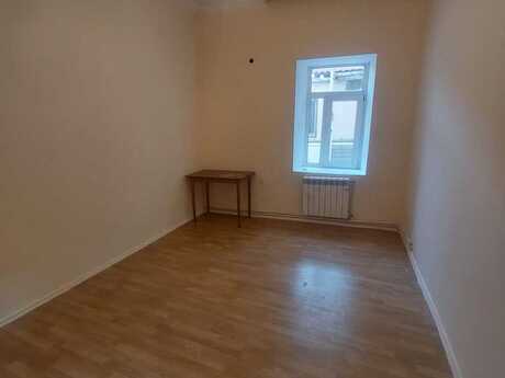 5 otaqlı həyət evi/bağ evi - Nərimanov r. - 110 m²