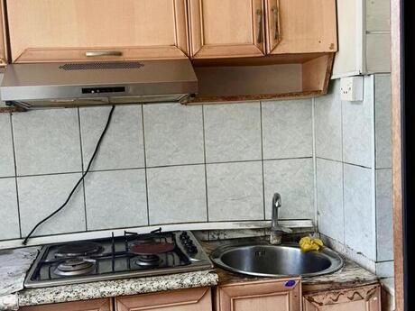 1 otaqlı köhnə tikili - Xalqlar Dostluğu m. - 31 m²