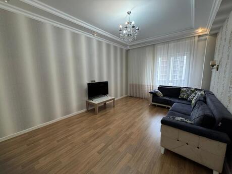 4 otaqlı yeni tikili - Ağ şəhər q. - 135 m²