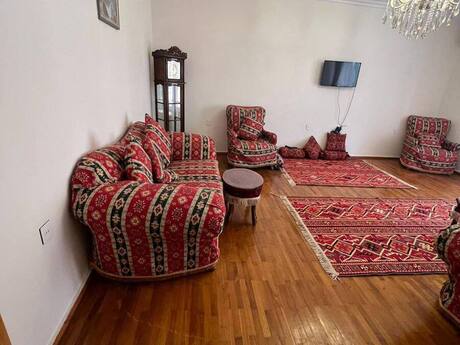 3 otaqlı köhnə tikili - İçəri Şəhər m. - 125 m²