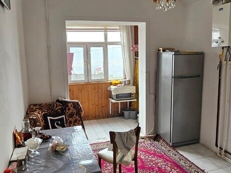 2 otaqlı köhnə tikili - Yeni Yasamal q. - 65 m²