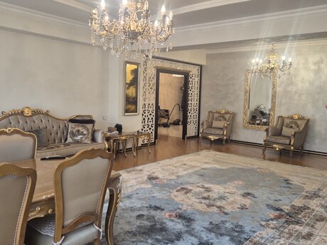 4 otaqlı yeni tikili - Nəsimi r. - 182 m²