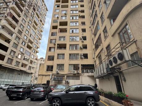 Elan №6083639 - Bakı, Nəsimi r., 4 otaqlı, 214 m², 5/16 mərtəbə