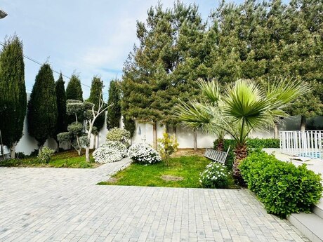 4 otaqlı həyət evi/bağ evi - Şüvəlan q. - 160 m²