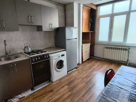 2 otaqlı köhnə tikili - Həzi Aslanov m. - 55 m²