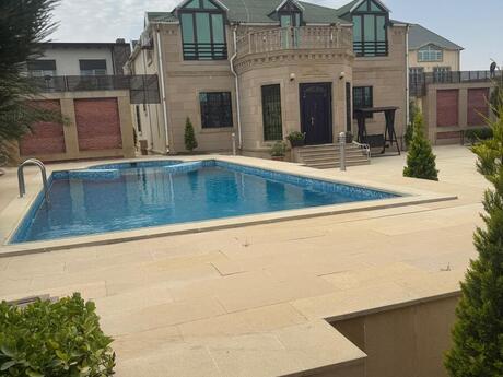 5 otaqlı həyət evi/bağ evi - Şüvəlan q. - 240 m²