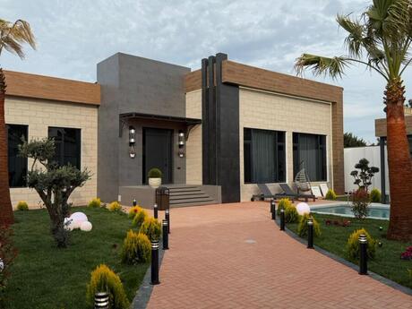 5 otaqlı həyət evi/bağ evi - Mərdəkan q. - 250 m²