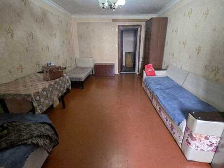 1 otaqlı köhnə tikili - Qara Qarayev m. - 24 m²