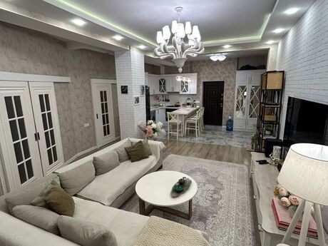 4 otaqlı yeni tikili - İnşaatçılar m. - 100 m²