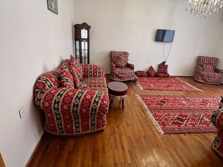 3 otaqlı köhnə tikili - İçəri Şəhər m. - 125 m²