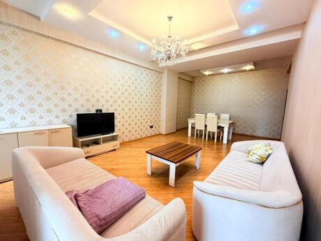 3 otaqlı yeni tikili - Gənclik m. - 160 m²