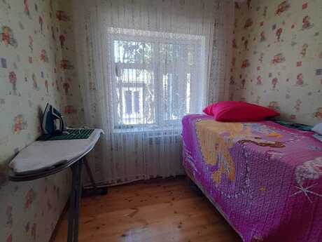 4 otaqlı həyət evi/bağ evi - Buzovna q. - 100 m²