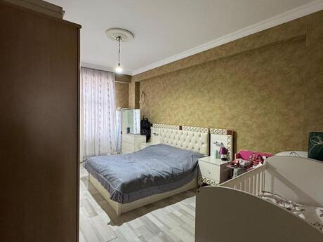 3-комн. новостройка - Ясамальский р. - 105 м²