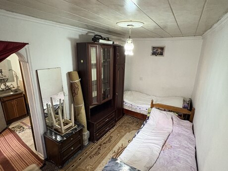 1 otaqlı həyət evi/bağ evi - Koroğlu m. - 25 m²
