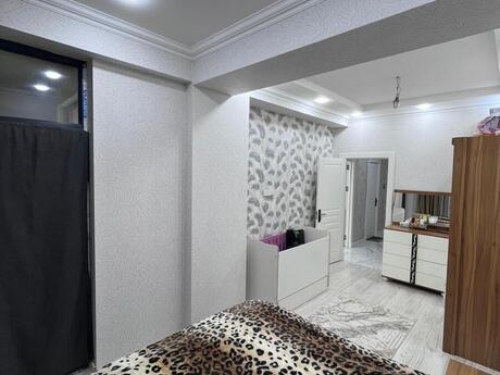 2 otaqlı köhnə tikili - Bakıxanov q. - 60 m²