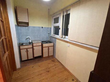 2 otaqlı köhnə tikili - Binəqədi r. - 53 m²