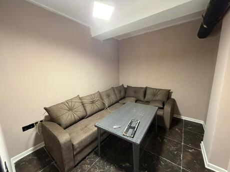 Obyekt - İnşaatçılar m. - 170 m²