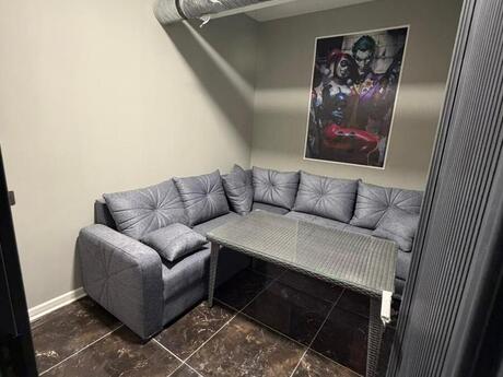 Obyekt - İnşaatçılar m. - 170 m²