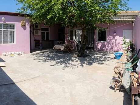 5 otaqlı həyət evi/bağ evi - Biləcəri q. - 200 m²