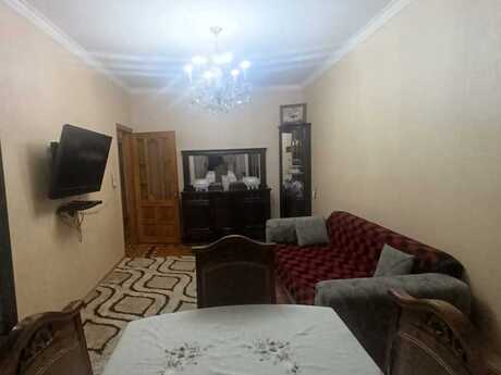 4 otaqlı köhnə tikili - Azadlıq Prospekti m. - 100 m²