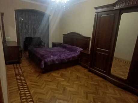 4 otaqlı köhnə tikili - Azadlıq Prospekti m. - 100 m²