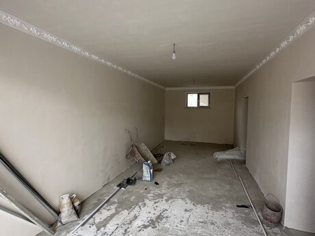 6 otaqlı həyət evi/bağ evi - Lökbatan q. - 200 m²