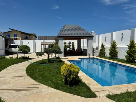 4 otaqlı həyət evi/bağ evi - Mərdəkan q. - 220 m²