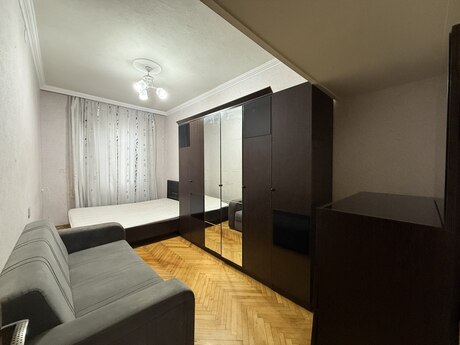 2 otaqlı köhnə tikili - Memar Əcəmi m. - 60 m²
