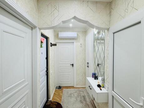 2 otaqlı köhnə tikili - Azadlıq Prospekti m. - 65 m²