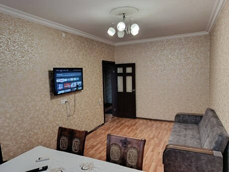 2 otaqlı köhnə tikili - Bakıxanov q. - 55 m²