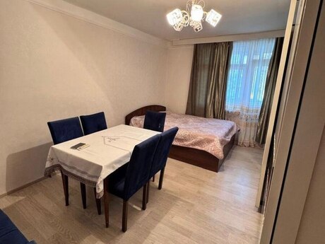 1 otaqlı köhnə tikili - Qara Qarayev m. - 35 m²