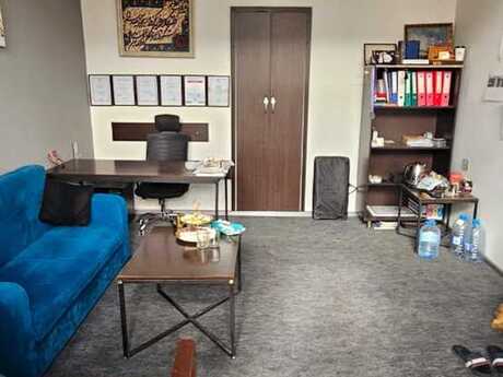 Obyekt - İnşaatçılar m. - 28 m²