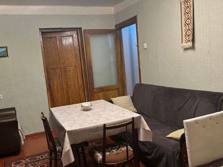 2 otaqlı köhnə tikili - Azadlıq Prospekti m. - 60 m²