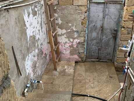 4 otaqlı həyət evi/bağ evi - Binəqədi q. - 85 m²