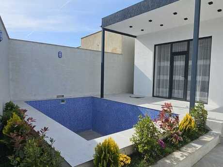 4 otaqlı həyət evi/bağ evi - Şüvəlan q. - 120 m²