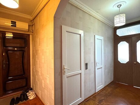 3 otaqlı köhnə tikili - Həzi Aslanov m. - 75 m²