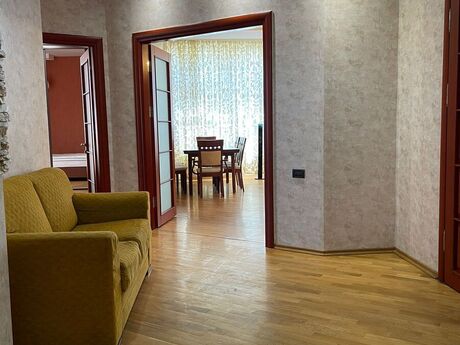 Аренда: 3-комнатная квартира, 111 м², 28 May: 1 200 ₼/мес 5