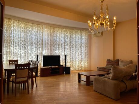 Аренда: 3-комнатная квартира, 111 м², 28 May: 1 200 ₼/мес 3