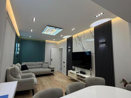 5 otaqlı köhnə tikili - İnşaatçılar m. - 120 m²