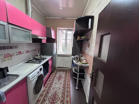 2 otaqlı köhnə tikili - 28 May m. - 62 m²