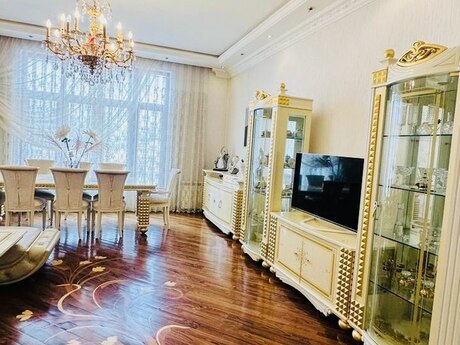 3 otaqlı yeni tikili - İçəri Şəhər m. - 125 m²